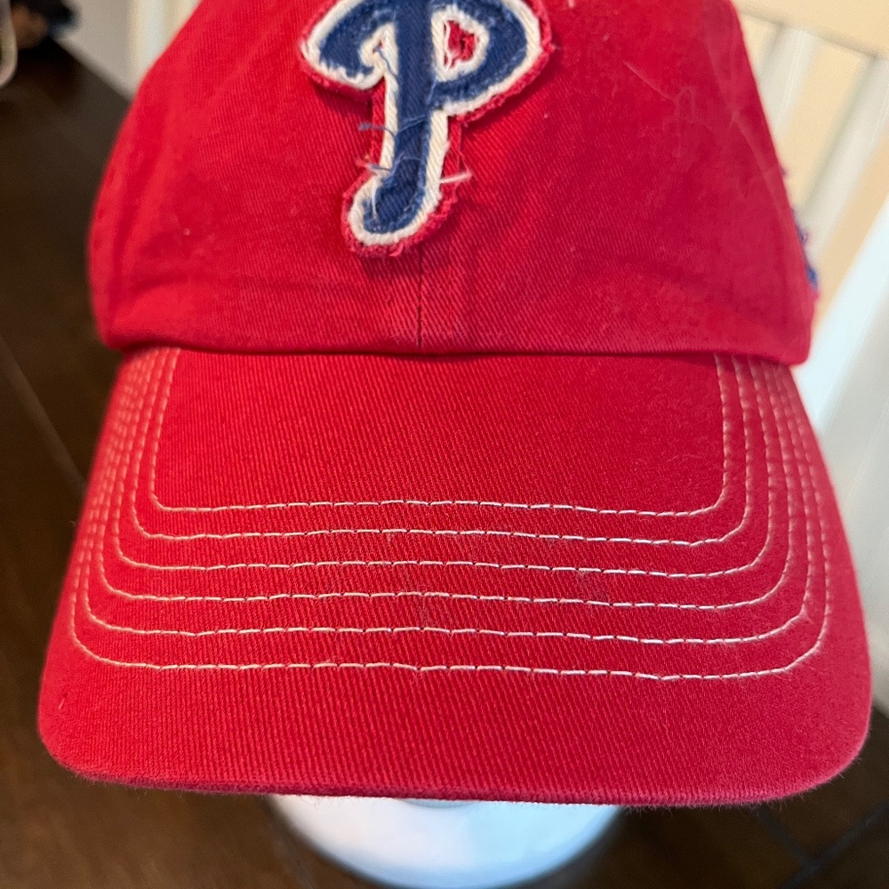 1983 General Merchandise Philadelphia Phillies Fan Favorite Red Hat NWT